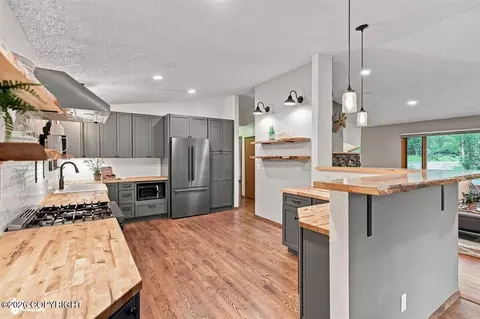 Kitchen - 19430 Citation Rd, Eagle River, AK 99577 photo 1 of 6
