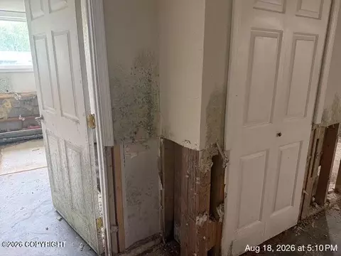 Entry Way - 19413 First St, Eagle River, AK 99577 photo 16 of 17