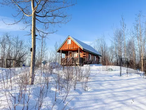 13520 W Moonrise Dr, Big Lake, AK 99623