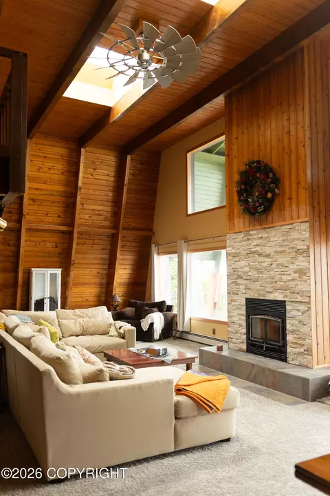 Living - 8 5 Mile Zimovia Hwy, Wrangell, AK 99929 photo 5 of 8