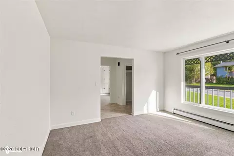 Living - 17405 Kantishna Dr, Eagle River, AK 99577 photo 9 of 11