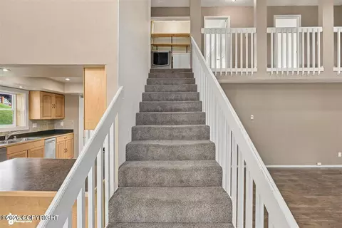 Entry Way - 17405 Kantishna Dr, Eagle River, AK 99577 photo 2 of 7