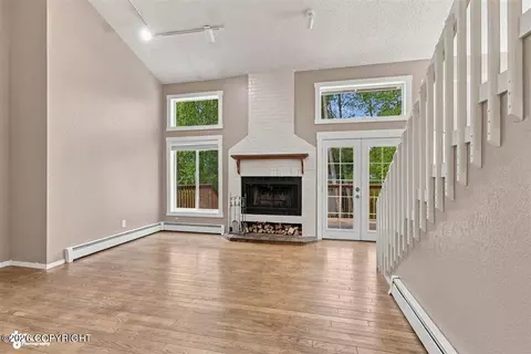 Living - 17405 Kantishna Dr, Eagle River, AK 99577 photo 5 of 11