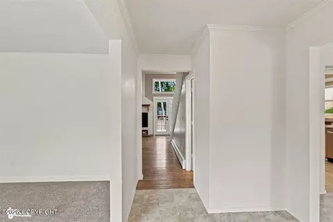 Entry Way - 17405 Kantishna Dr, Eagle River, AK 99577 photo 6 of 7