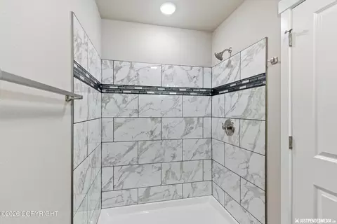 Bath - 19823 Gilbert Rd, Chugiak, AK 99567 photo 3 of 6