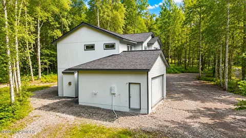 Exterior - 19823 Gilbert Rd, Chugiak, AK 99567 photo 3 of 3
