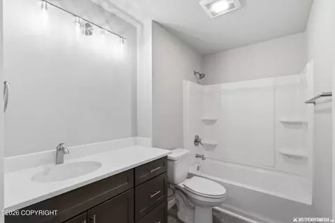 Bath - 19823 Gilbert Rd, Chugiak, AK 99567 photo 4 of 6