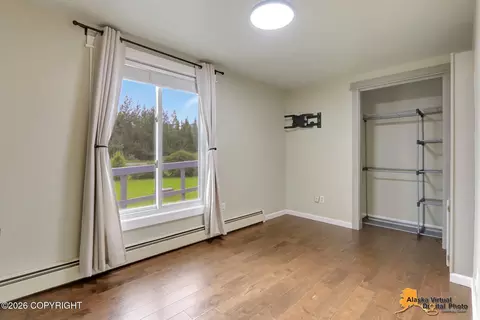 Bedroom - 19725 Eagle River Rd, Eagle River, AK 99577 photo 3 of 4