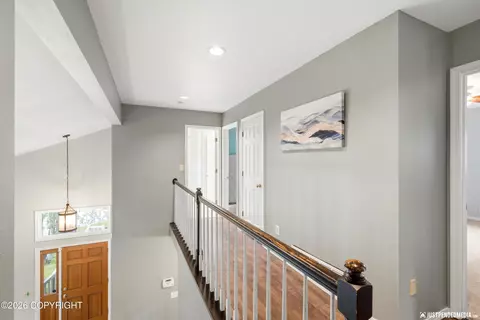 Entry Way - 20242 Constitution Dr, Eagle River, AK 99577 photo 5 of 5