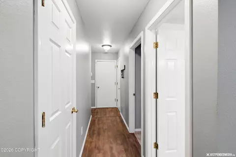 Entry Way - 20242 Constitution Dr, Eagle River, AK 99577 photo 2 of 5