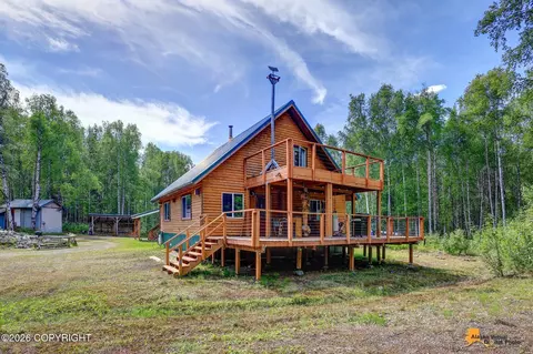 32853 Mckinley View Dr, Talkeetna, AK 99676