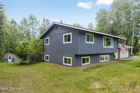 473 Marshall Dr, Fairbanks, AK 99712
