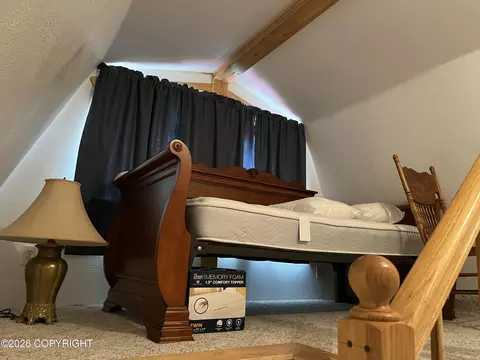 Bedroom - 40137 Moose Range Dr, Sterling, AK 99672 photo 1 of 5