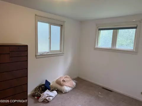 Bedroom - 3217 Baxter Rd, Anchorage, AK 99504 photo 2 of 2