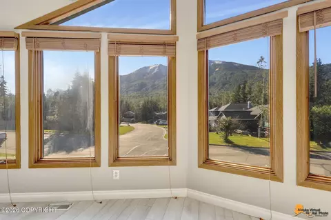 Living - 18583 Mills Bay Dr, Eagle River, AK 99577 photo 2 of 4