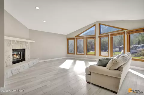 Living - 18583 Mills Bay Dr, Eagle River, AK 99577 photo 1 of 4