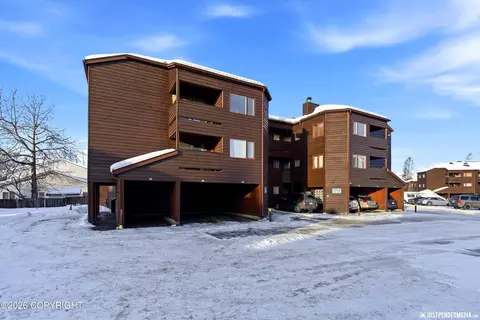 9750 Vanguard Dr # 54, Anchorage, AK 99507