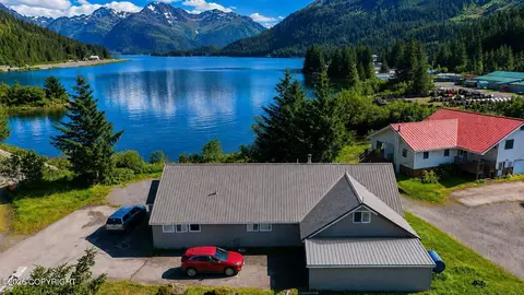 810 Lefevre St, Cordova, AK 99574