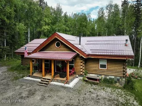 1393 Birch Willow Dr, Fairbanks, AK 99712