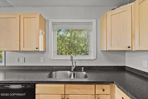 Kitchen - 22808 Mcmanus Dr, Chugiak, AK 99567 photo 3 of 4