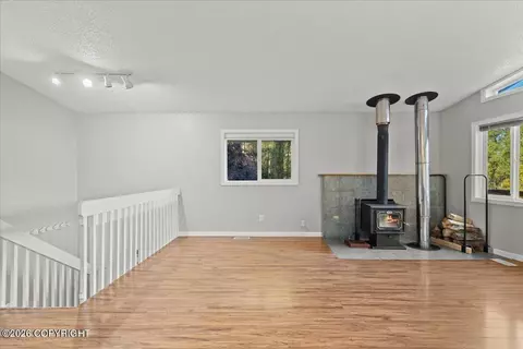 Living - 22808 Mcmanus Dr, Chugiak, AK 99567 photo 3 of 6