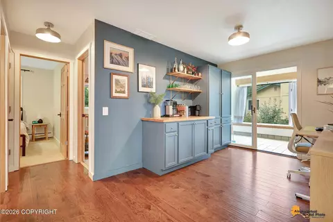 Entry Way - 6856 Double Tree Ct, Anchorage, AK 99507 photo 2 of 6