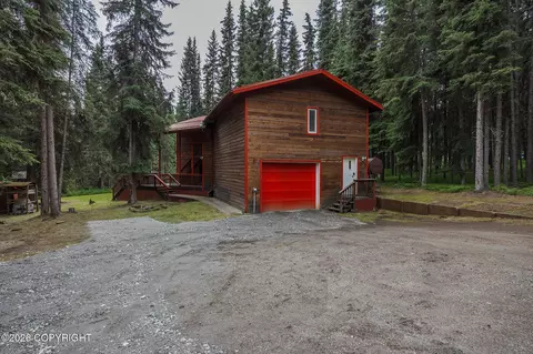 2571 Doc John Dr, Fairbanks, AK 99709