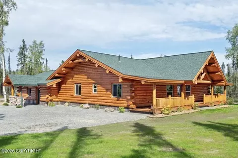 4135 N Crossover Dr, Wasilla, AK 99623