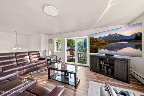 Living - 521 E 46th, Anchorage, AK 99503 photo 3 of 3