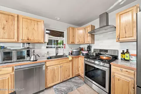 Kitchen - 521 E 46th, Anchorage, AK 99503 photo 4 of 4