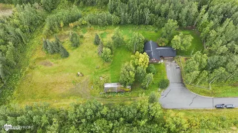 3950 E Mark Dr, Wasilla, AK 99654 photo 4