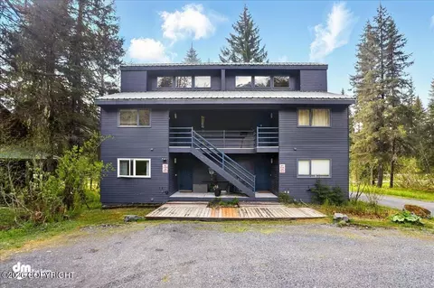 1817 Alyeska Hwy # 2A, Girdwood, AK 99587