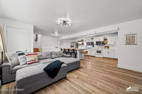 Living - 3216 E 46th Ave, Anchorage, AK 99507 photo 5 of 6