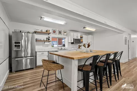 Kitchen - 3216 E 46th Ave, Anchorage, AK 99507 photo 11 of 18