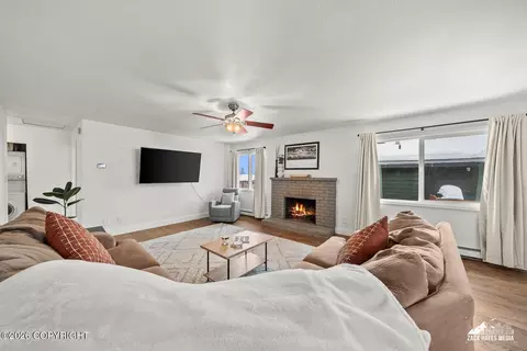 Living - 3216 E 46th Ave, Anchorage, AK 99507 photo 4 of 6