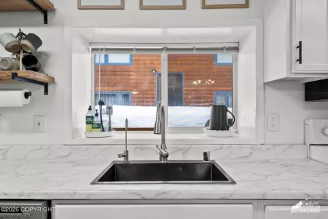 Kitchen - 3216 E 46th Ave, Anchorage, AK 99507 photo 17 of 18