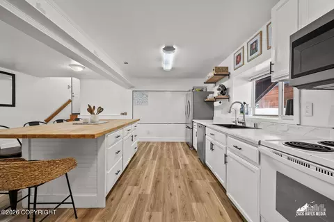 Kitchen - 3216 E 46th Ave, Anchorage, AK 99507 photo 16 of 18