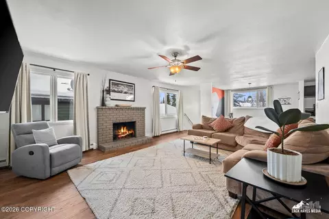 Living - 3216 E 46th Ave, Anchorage, AK 99507 photo 2 of 6