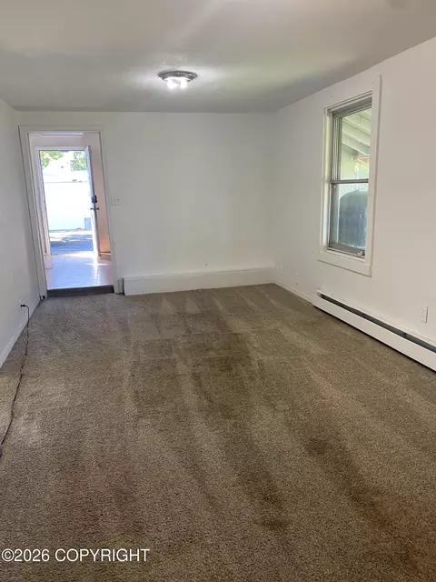 Living - 1211 E 11th Ave, Anchorage, AK 99501 photo 4 of 4
