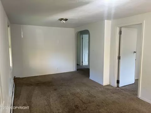 Living - 1211 E 11th Ave, Anchorage, AK 99501 photo 2 of 4