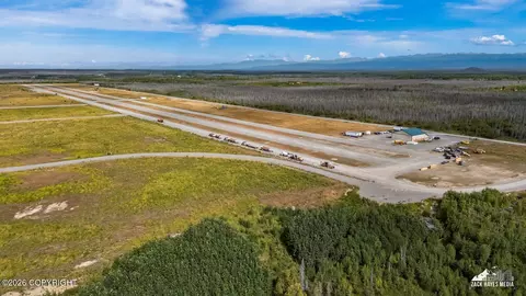 17780 N Sideslip Dr, Willow, AK 99688
