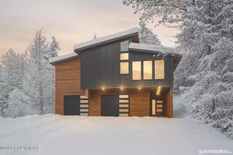 429 Timberline Dr, Girdwood, AK 99587