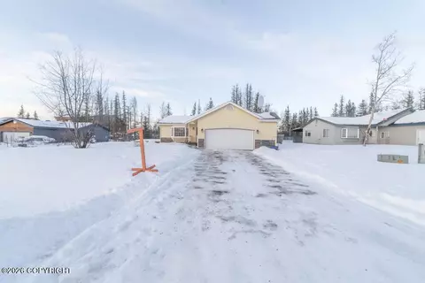 460 Lilly Dr, Soldotna, AK 99669