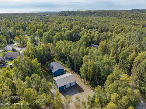 6960 W Colony Dr, Wasilla, AK 99623