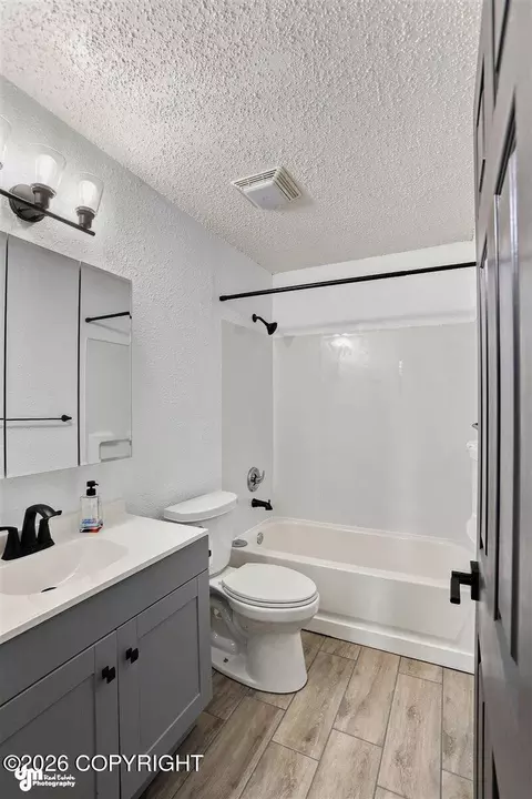 Bath - 10812 Goodpaster Cir, Eagle River, AK 99577 photo 3 of 4