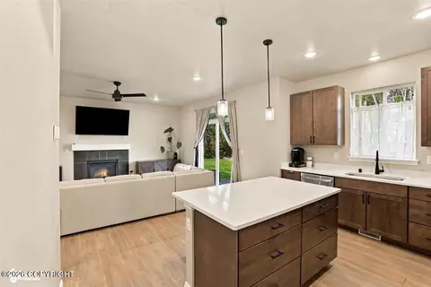 Kitchen - 1594 E Hidden Ranch Loop, Palmer, AK 99645 photo 2 of 9