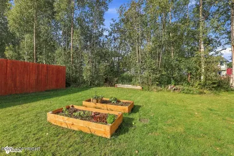 Exterior - 1594 E Hidden Ranch Loop, Palmer, AK 99645 photo 4 of 5