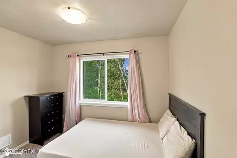 Bedroom - 1594 E Hidden Ranch Loop, Palmer, AK 99645 photo 6 of 10