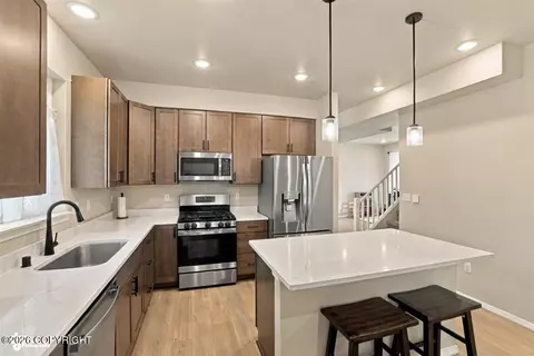 Kitchen - 1594 E Hidden Ranch Loop, Palmer, AK 99645 photo 5 of 9