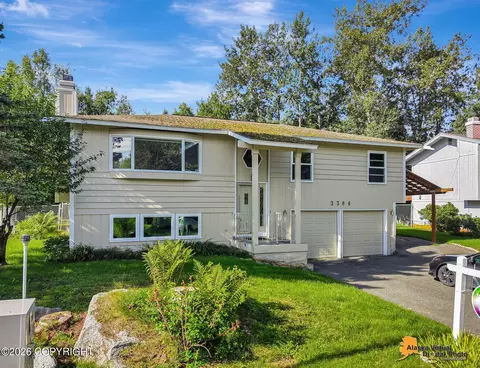 3386 Checkmate Dr, Anchorage, AK 99508